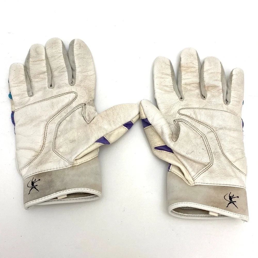 Mizuno Women's White Softball Batting Gloves